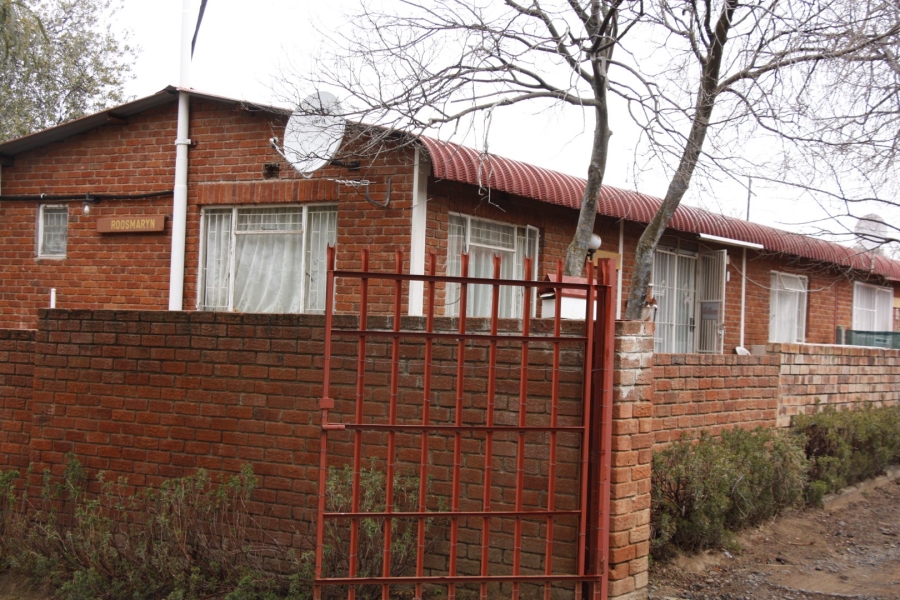 11 Bedroom Property for Sale in Dewetsdorp Free State